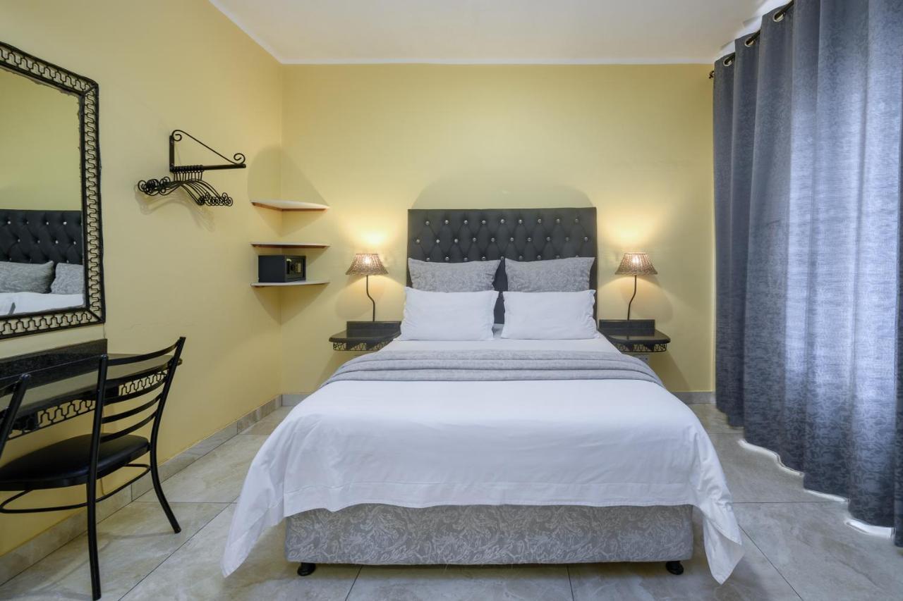 Ushaka Holiday Apartments เดอร์บัน ภายนอก รูปภาพ